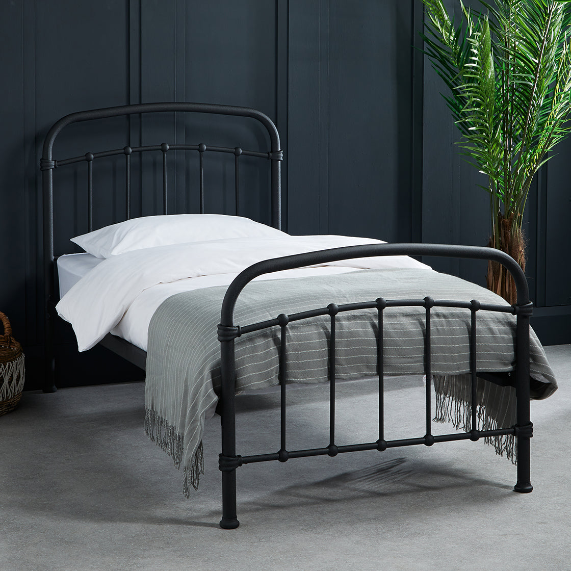 Halston 3.0 Single Black Bed